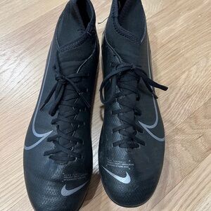 Nike Black Cleats - lacrosse